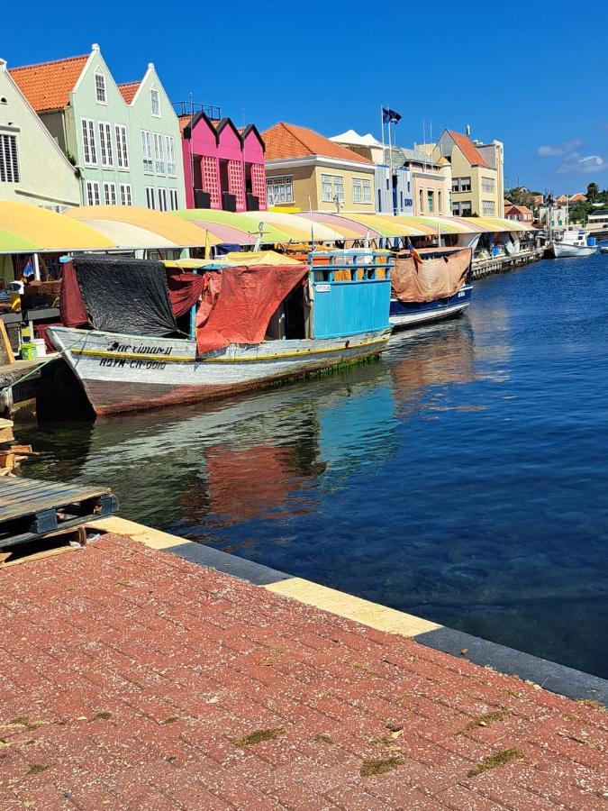 Caribbean Beach Resort Blenchi Curacao Willemstad Bagian luar foto