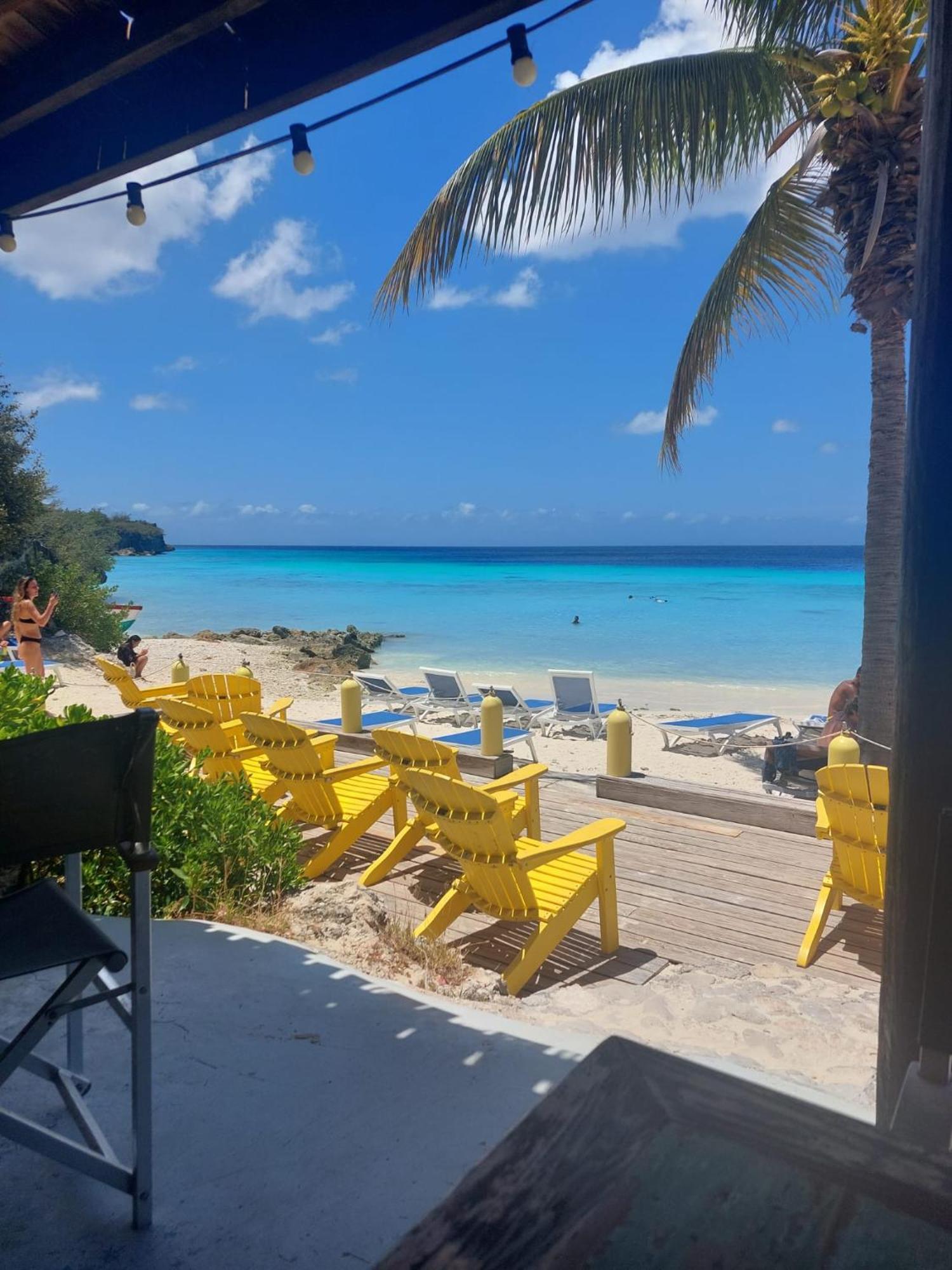 Caribbean Beach Resort Blenchi Curacao Willemstad Bagian luar foto