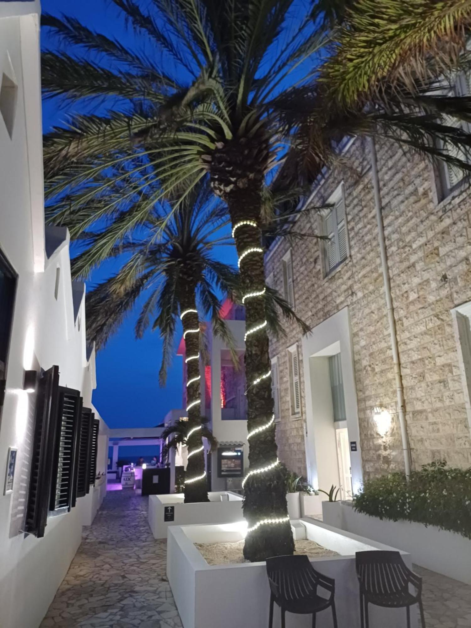 Caribbean Beach Resort Blenchi Curacao Willemstad Bagian luar foto