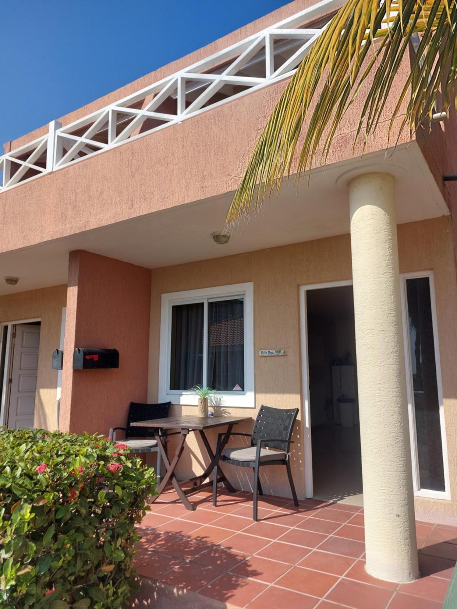 Caribbean Beach Resort Blenchi Curacao Willemstad Bagian luar foto